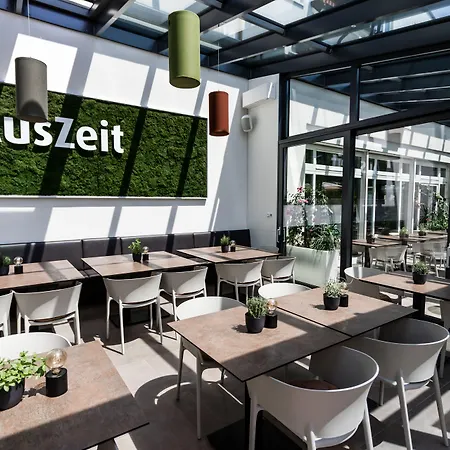 Hotell Landhotel 4*