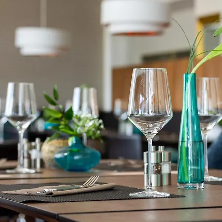 Hotell Landhotel 4*